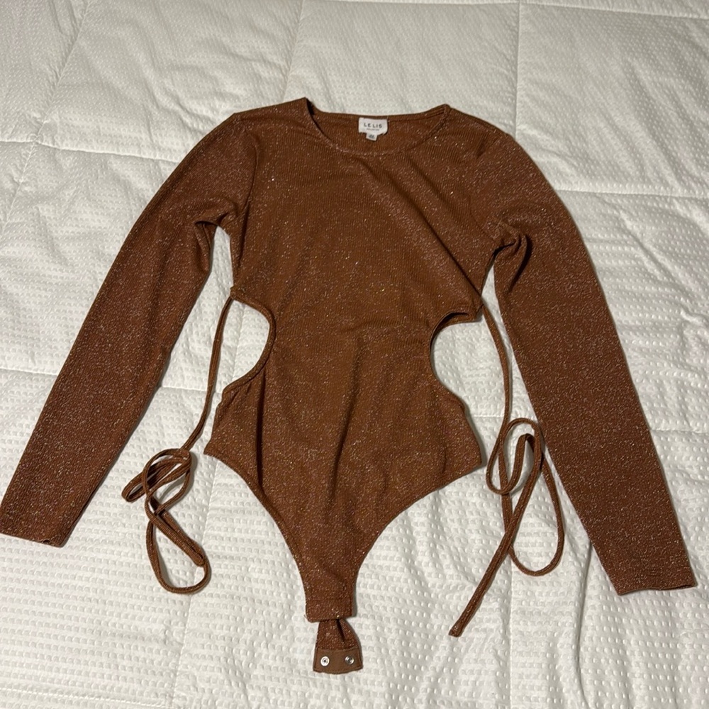 Shimmer brown skin show top that ties in the back